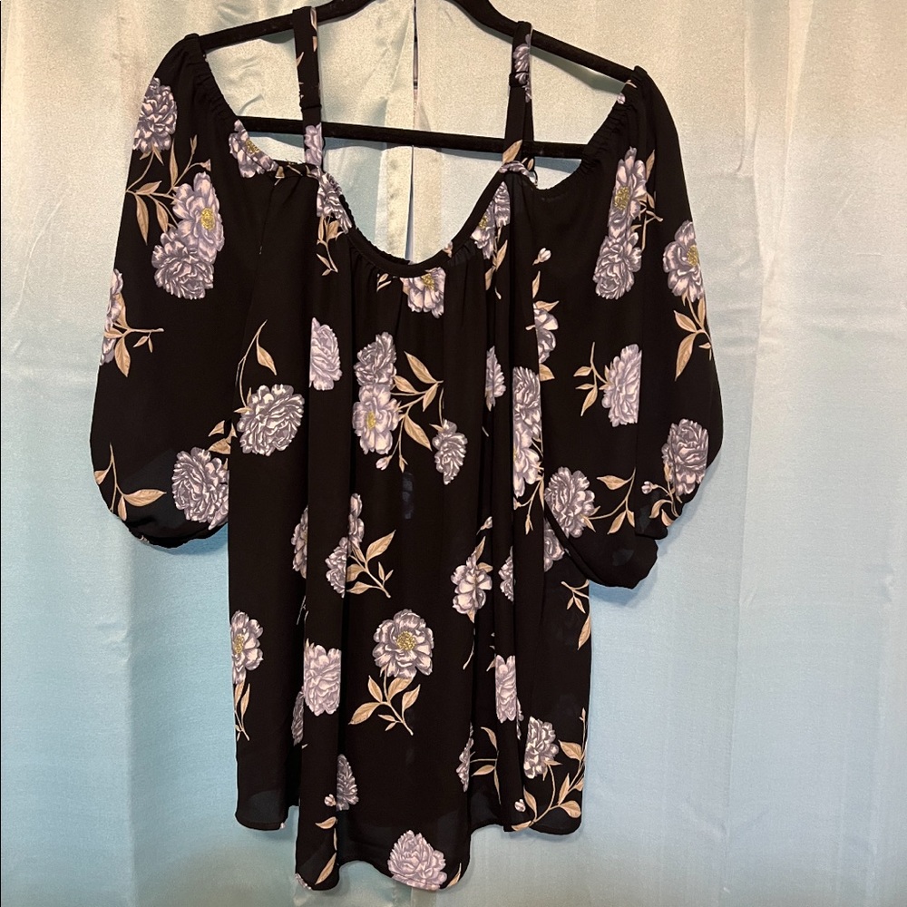 Torrid Floral Black/Blue Off The Shoulder Blouse